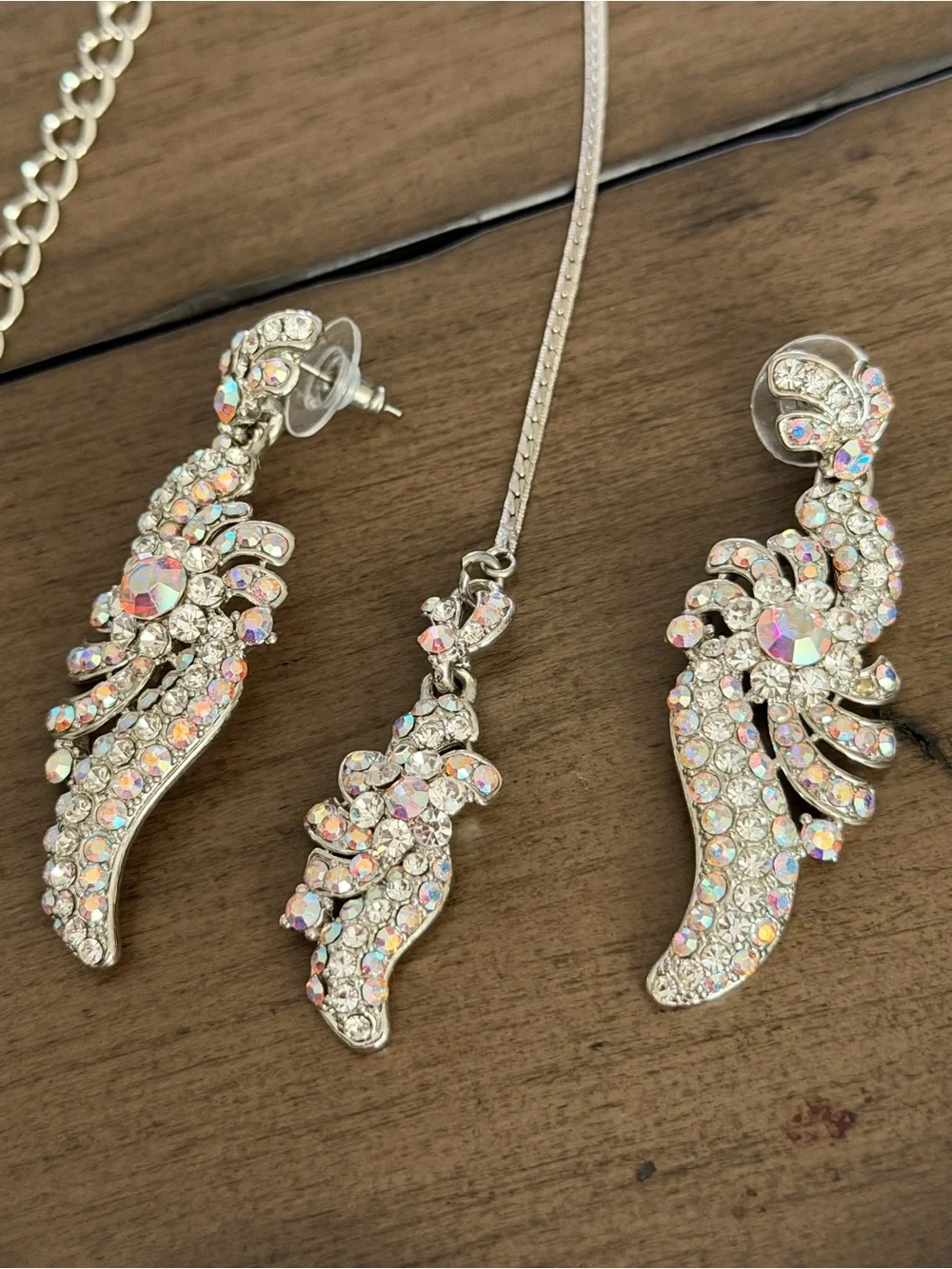 N/A elegant silver